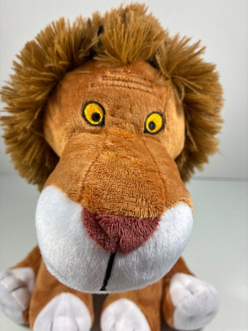 Kohl's Cares Lion Plush 2003 9" Stuffed Animal - Picture 2 of 10